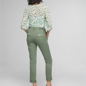 White House Black Market Mid-Rise Pret-A-Pedi Straight Crop Pants 10L